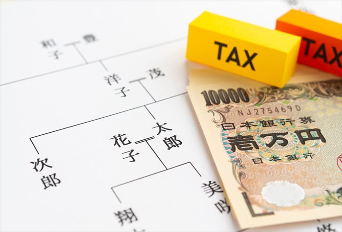 土地にかかる相続税とは?土地評価額や相続税評価額の計算方法も解説