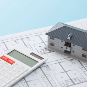 アパート建築費用の相場はいくら？内訳や計算方法、安く抑えるポイントなどを解説！