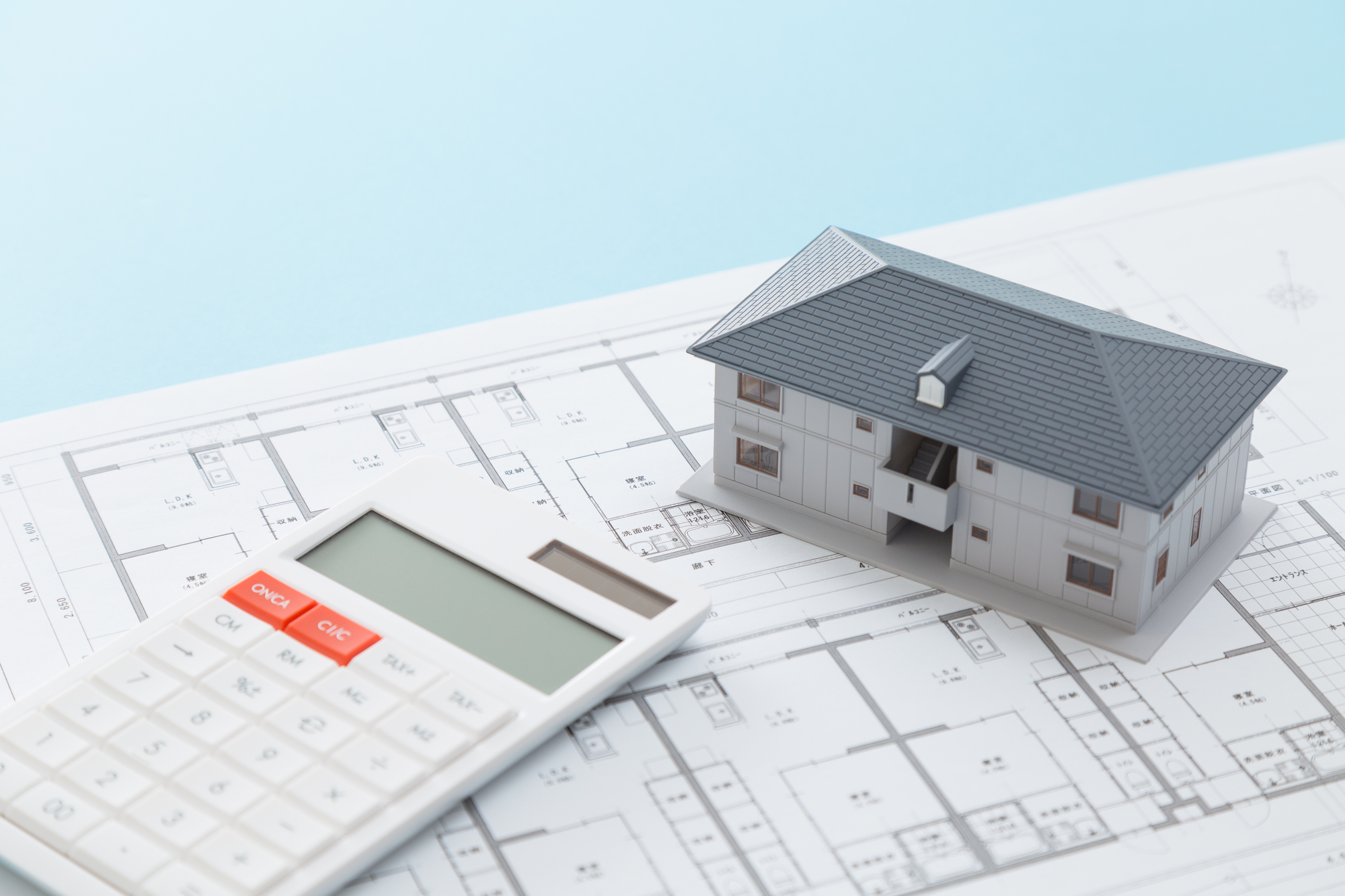 アパートの建築費はいくらくらい?費用相場と概算方法を解説